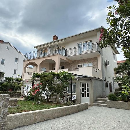 Apartment Dida Krk Town Esterno foto