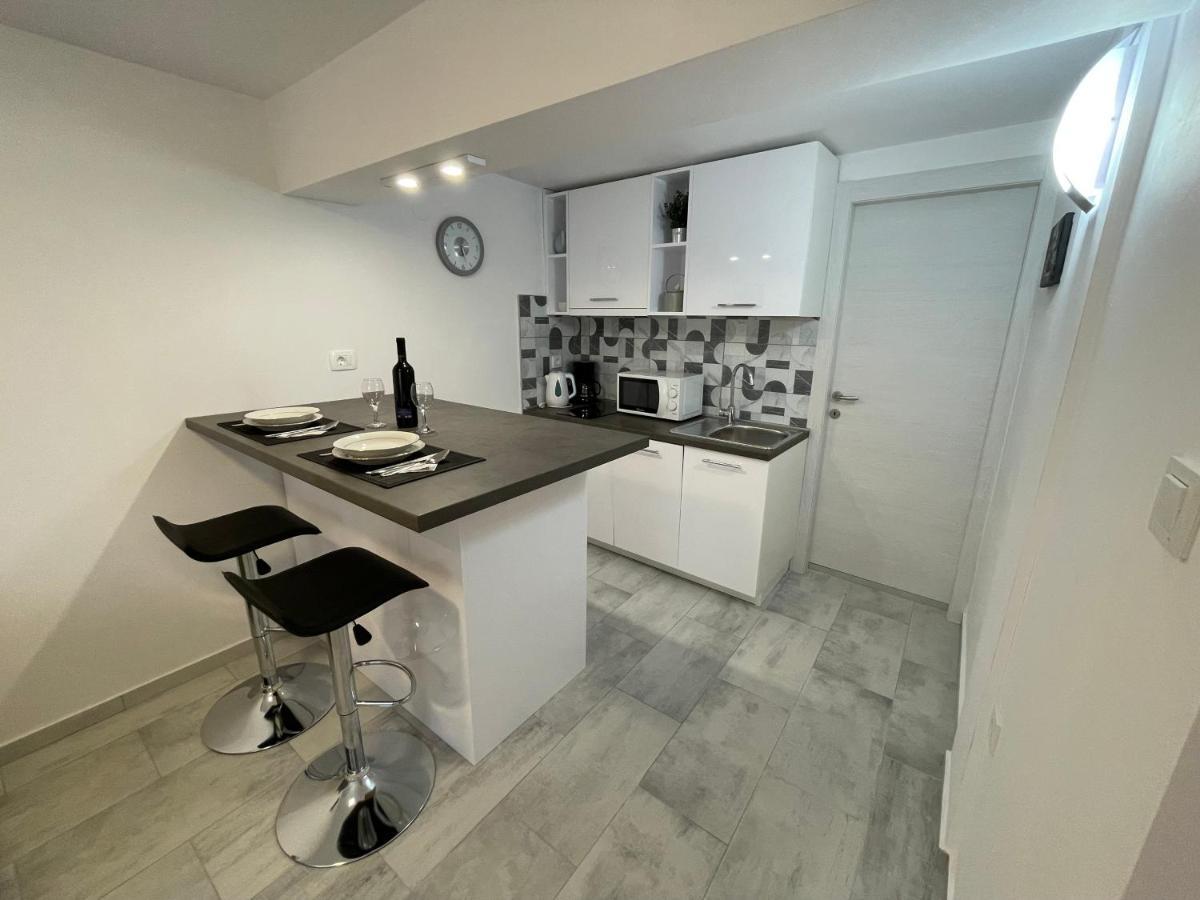 Apartment Dida Krk Town Esterno foto